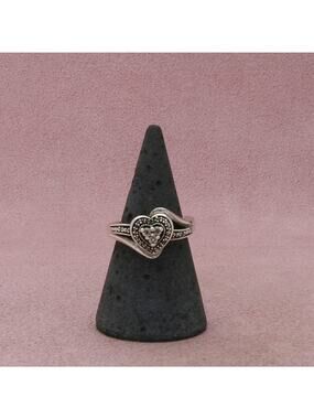 zales sterling silver diamond accent heart ring size 6.5